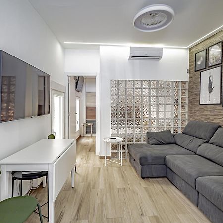 Apartamentos Franco Rodriguez 마드리드 객실 사진