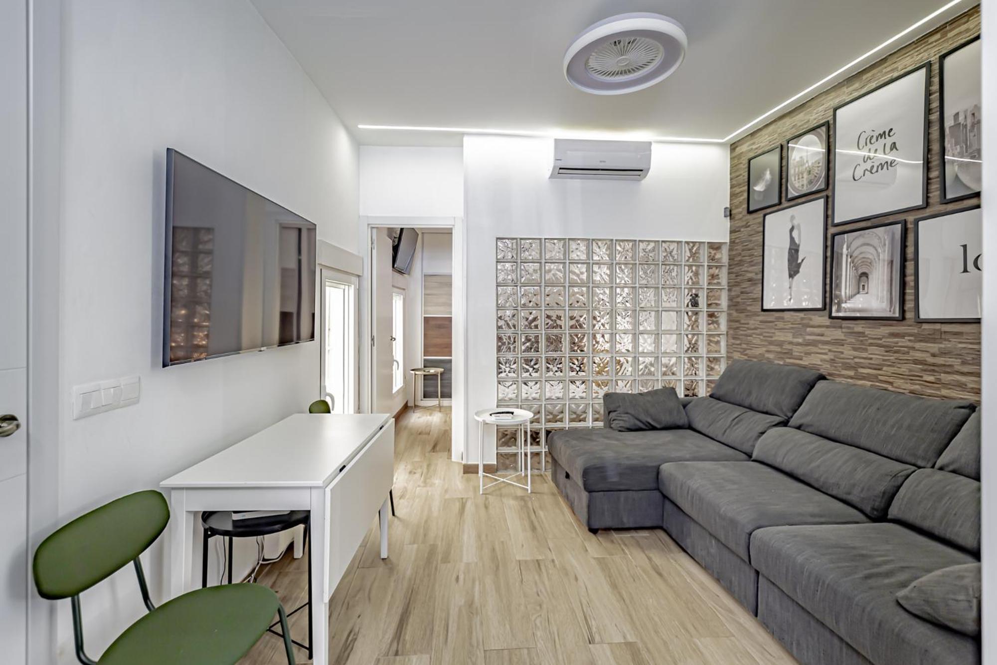Apartamentos Franco Rodriguez 마드리드 객실 사진